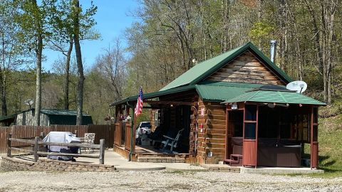 Cabin in Hocking Hills Cabin in Hocking Hills