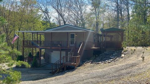 Lodge in Hocking hills Lodge in Hocking hills