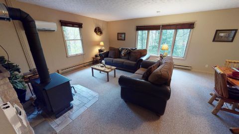 Treetop Lodge Hocking hills